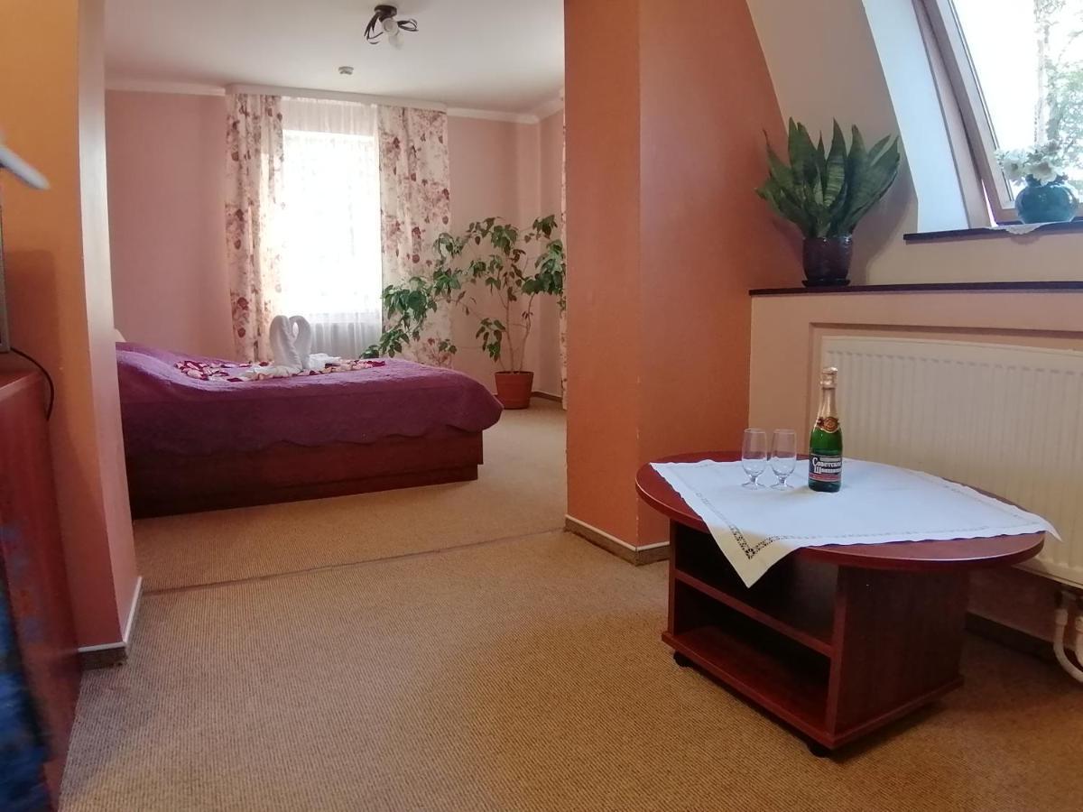 Gostinitsa "Elen" Hotel Shchuchyn Eksteriør billede